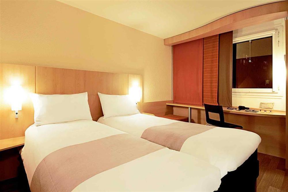 מלון Ibis Epinay Sur Seine - Gennevilliers חדר תמונה